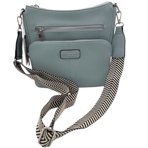 London Fog Stylish Blue Crossbody Bag
